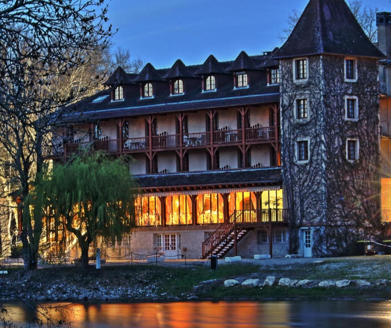 Hotel Restaurant L'Ecluse Antonne-et-Trigonant Exterior foto
